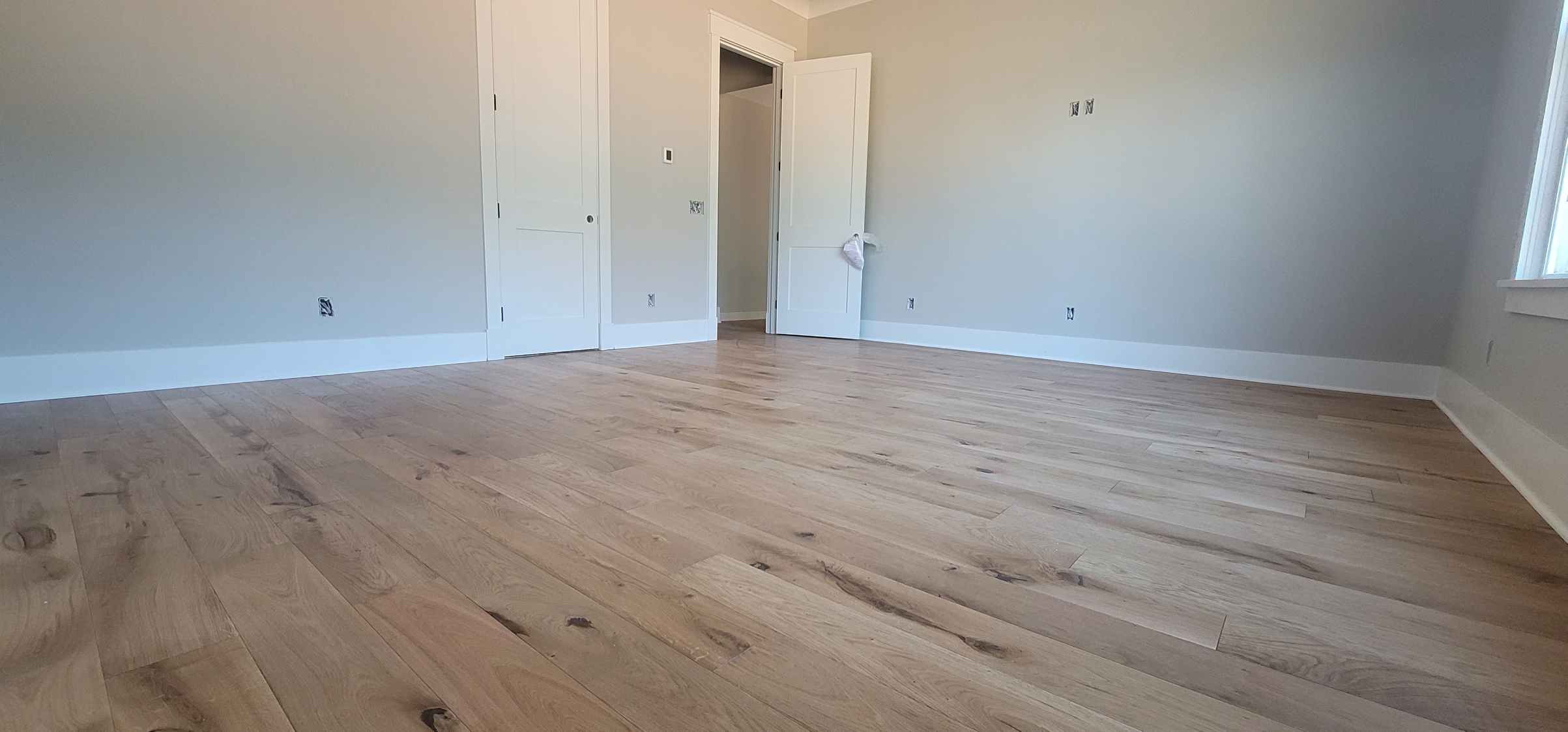 Precision Undercut Door Casings & Hardwood Layout